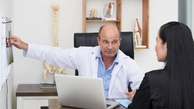 When to See a Pain Management Specialist for Nerve or Joint Pain